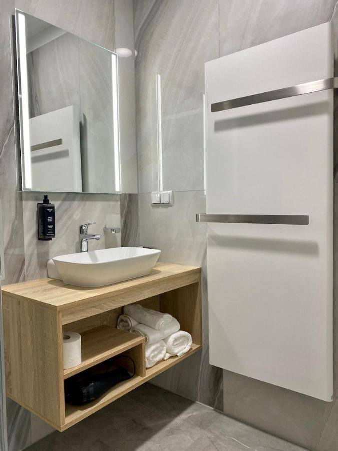 Hotel Am Waldkasino Erfurt Bagian luar foto