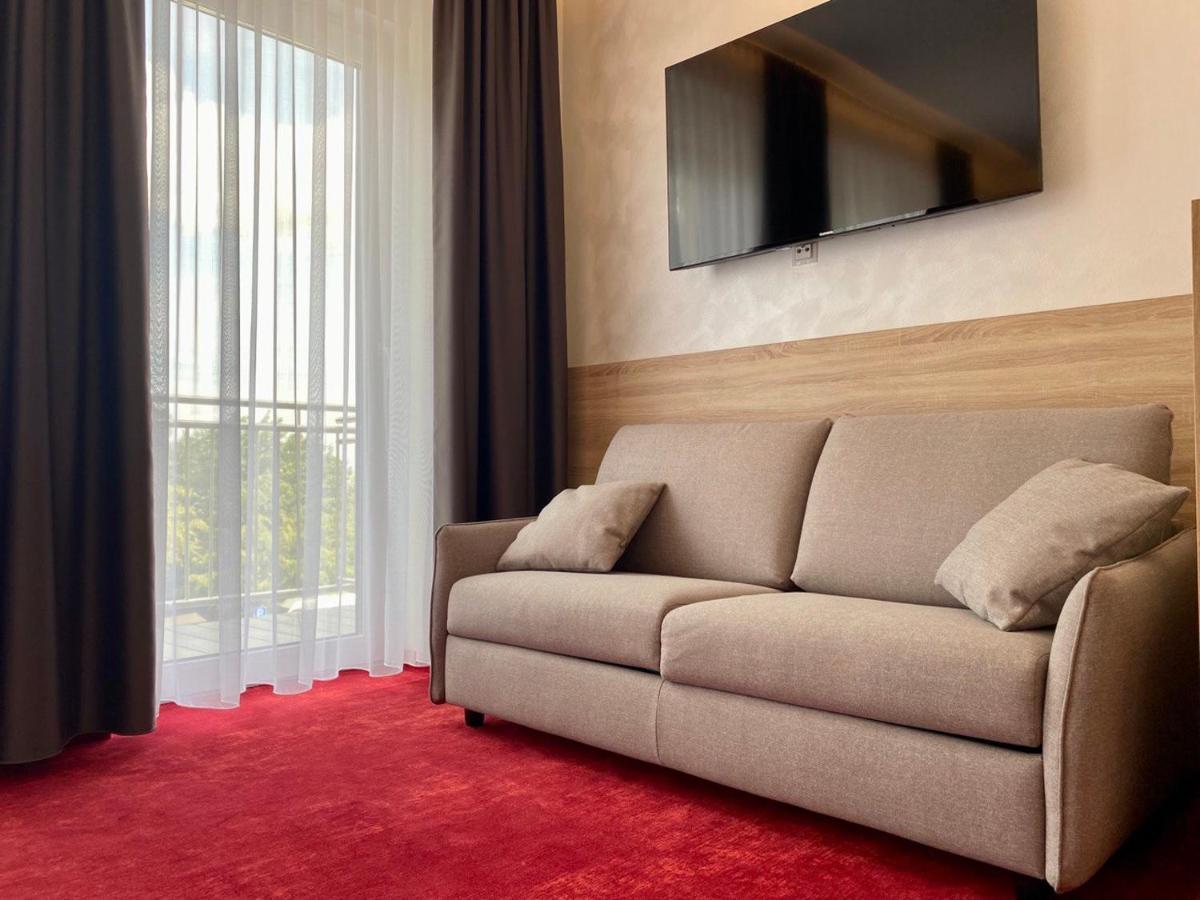 Hotel Am Waldkasino Erfurt Bagian luar foto