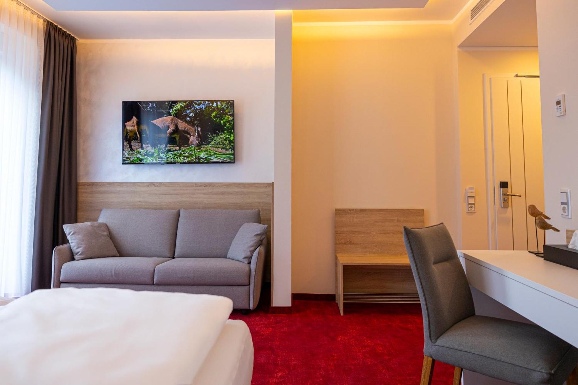 Hotel Am Waldkasino Erfurt Bagian luar foto