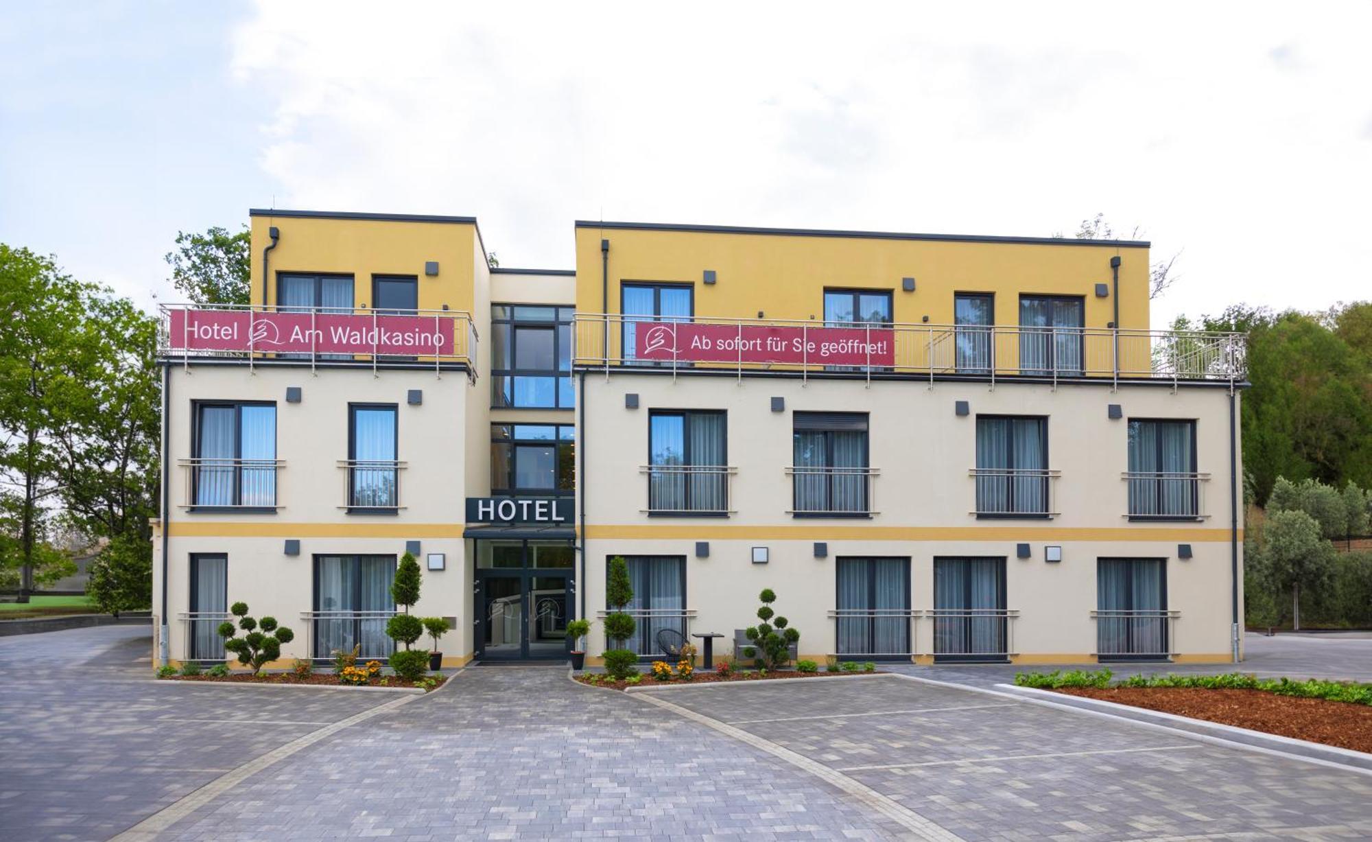 Hotel Am Waldkasino Erfurt Bagian luar foto