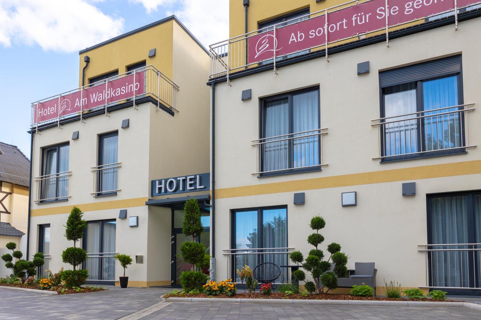 Hotel Am Waldkasino Erfurt Bagian luar foto